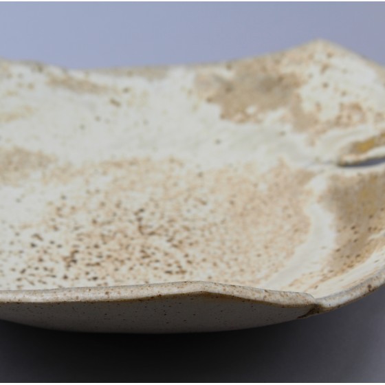 Assiette creuse plaque