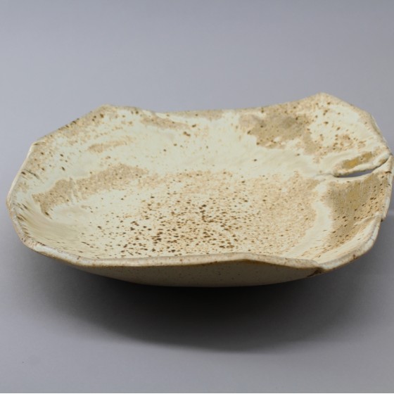 Assiette creuse plaque