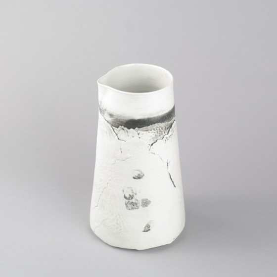 Porcelain pitcher " Aléasucs "
