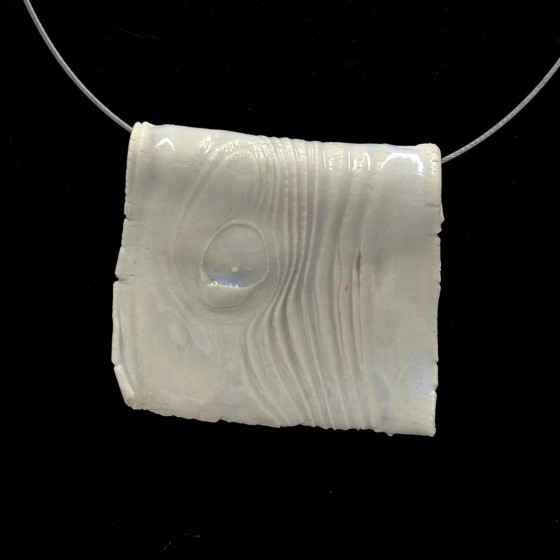 Porcelain choker necklace Porcelain choker necklace