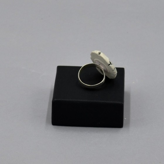 Adjustable porcelain ring Adjustable porcelain ring