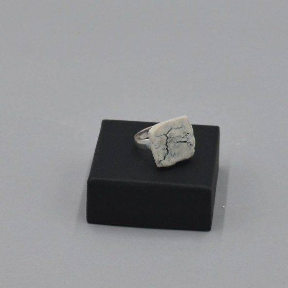 Bague carrée porcelaine Bague carrée porcelaine
