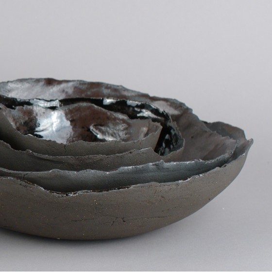 Black presentation bowl Black presentation bowl