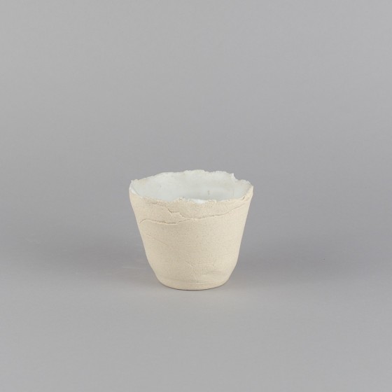Gobelet en grès blanc Gobelet en grès blanc